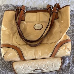 Coach purse and wallet